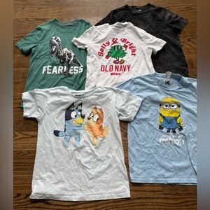 Boys Size 8/Medium Graphic Tee Lot – Bluey, Minions, Dino, Old Navy